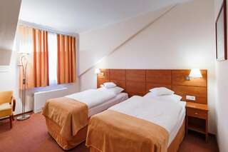 Отель Hotel Masuria Лукта Классический двухместный номер с 1 кроватью или 2 отдельными кроватями-7